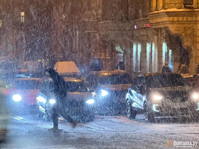 В Кузбассе ожидаются снег, гололед и ветер до 17 м/с